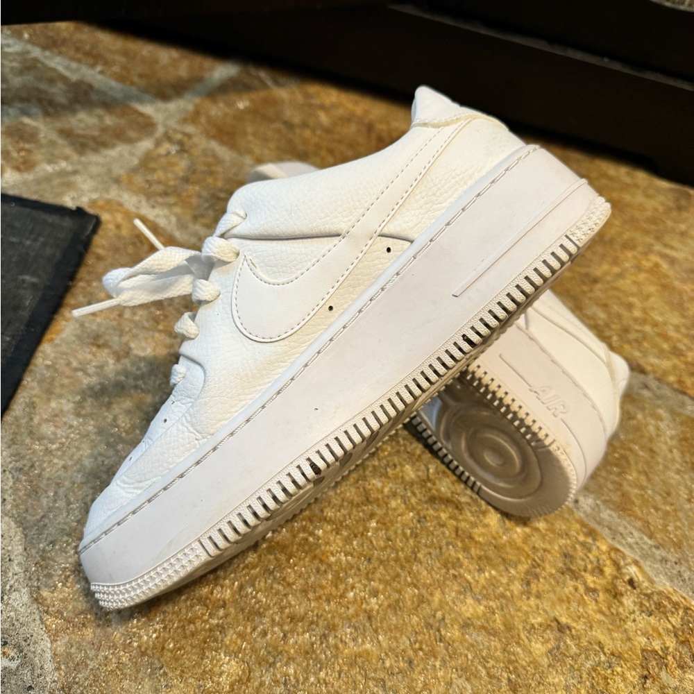 Nike Air Force 1 Sage Low Sneakers